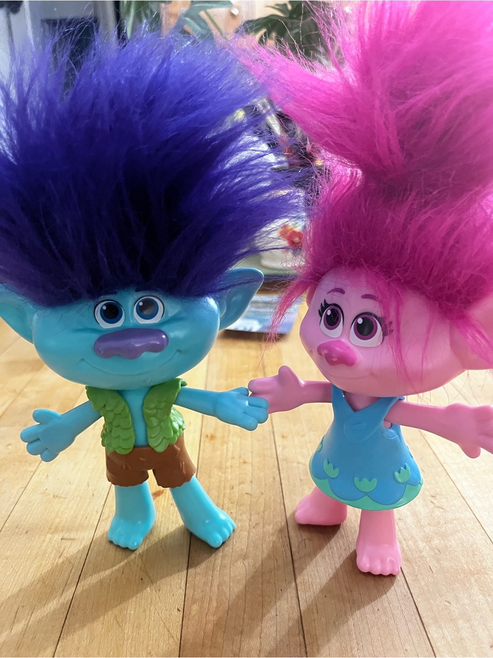 Dreamworks 2019 Trolls Dolls, Toy Figures